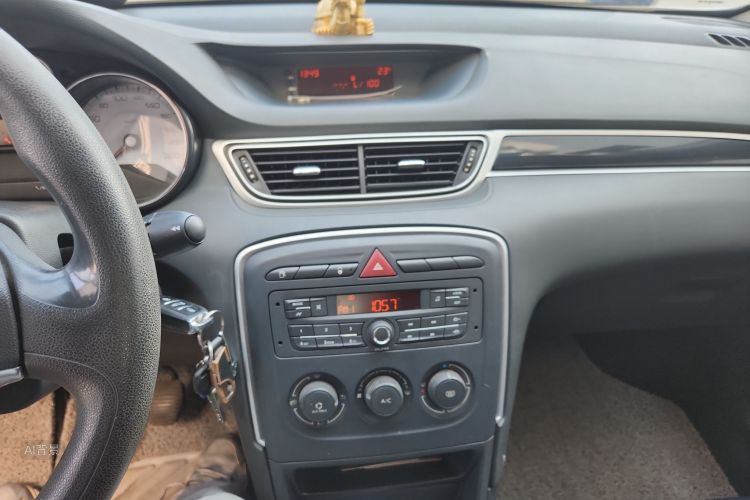 标致 标致308 2015 汽车图片 #15