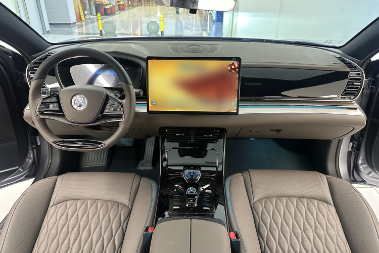 BYD Han 2024 #15 BYD Han 2024 car image #15