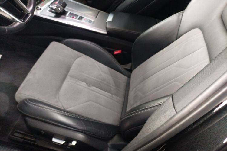 Audi A6L New Energy 2023 #15 Audi A6L New Energy 2023 car image #15