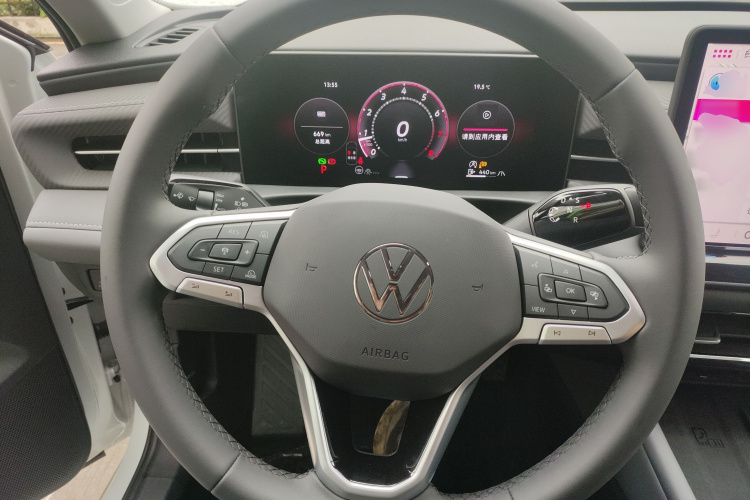 Volkswagen 2025 car image #15