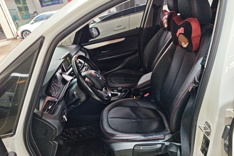 BMW 2 Series Tourer 2016 car image #15