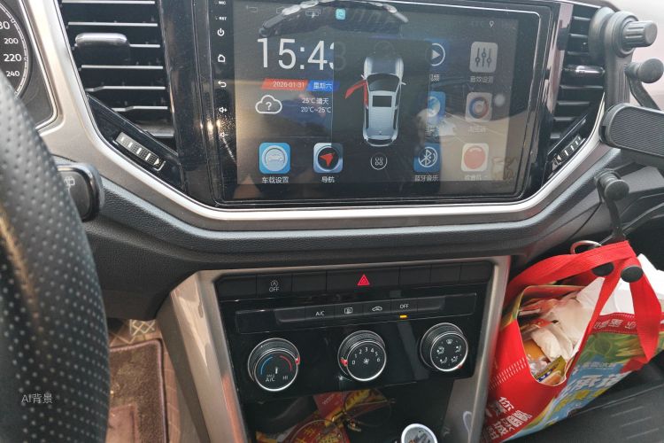 T-Roc 2019 car image #15