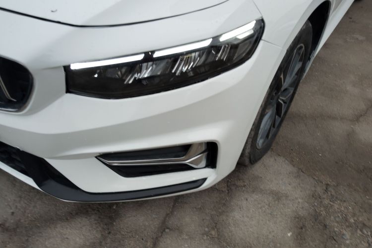Preface 2023 #15 Preface 2023 immagine di auto #15