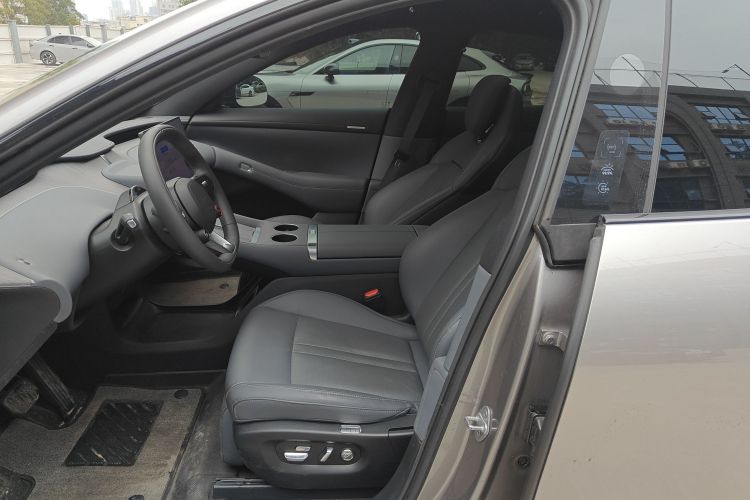 MI YU7 2025 #15 MI YU7 2025 изображение автомобиля #15