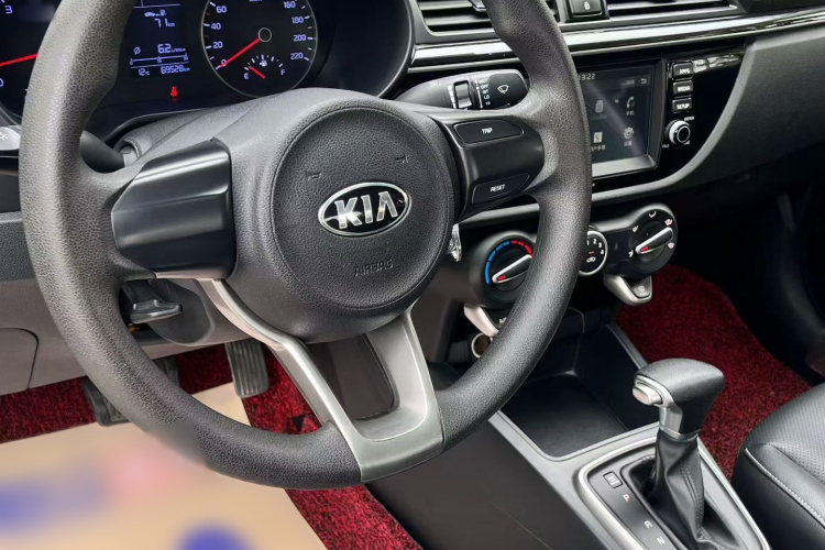 Kia 2017 #15 Kia 2017 car image #15