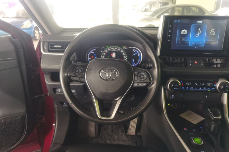 Toyota RAV4 2020 car image #15