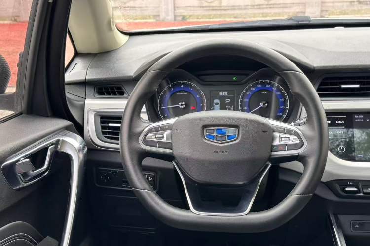 Vision X3 2020 car image #15