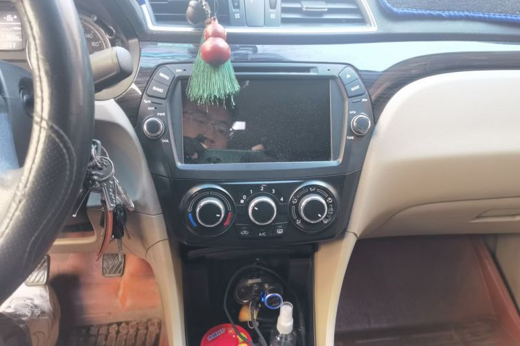 Suzuki Ciaz 2016 car image #15