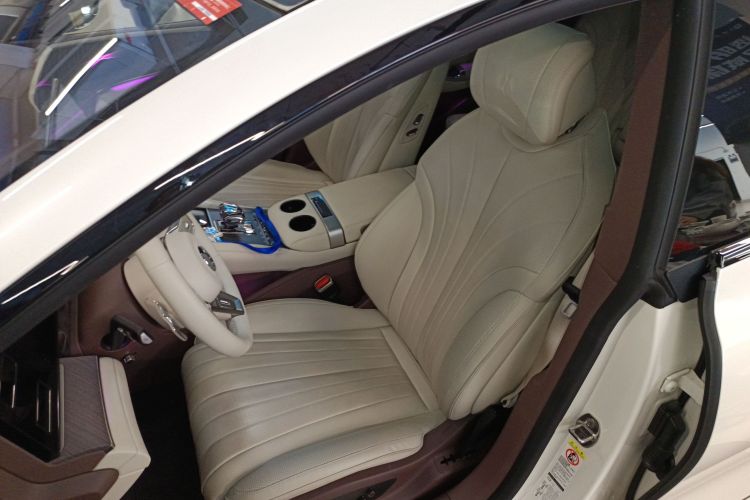 Denza Z9GT 2024 #15 Denza Z9GT 2024 car image #15