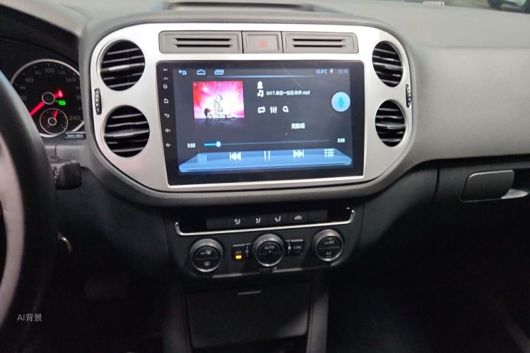 Volkswagen Tiguan 2018 #15 Volkswagen Tiguan 2018 car image #15