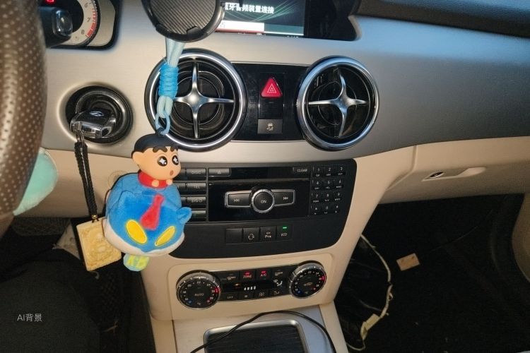 Mercedes-Benz GLK Class 2014 car image #15