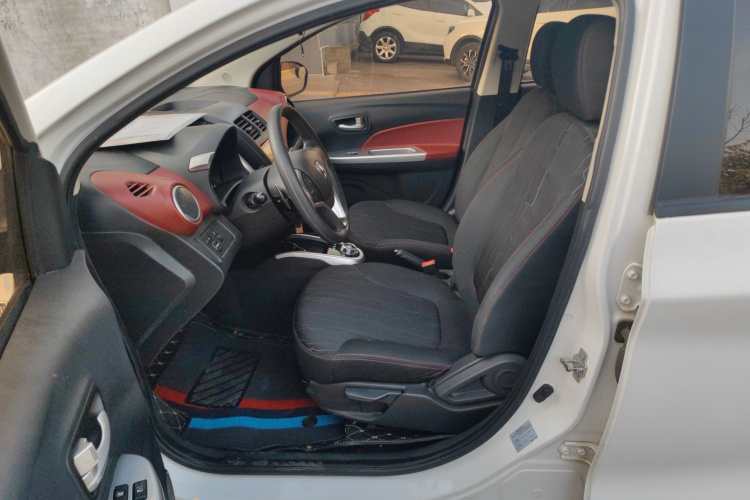 Changan BenBen 2017 car image #15