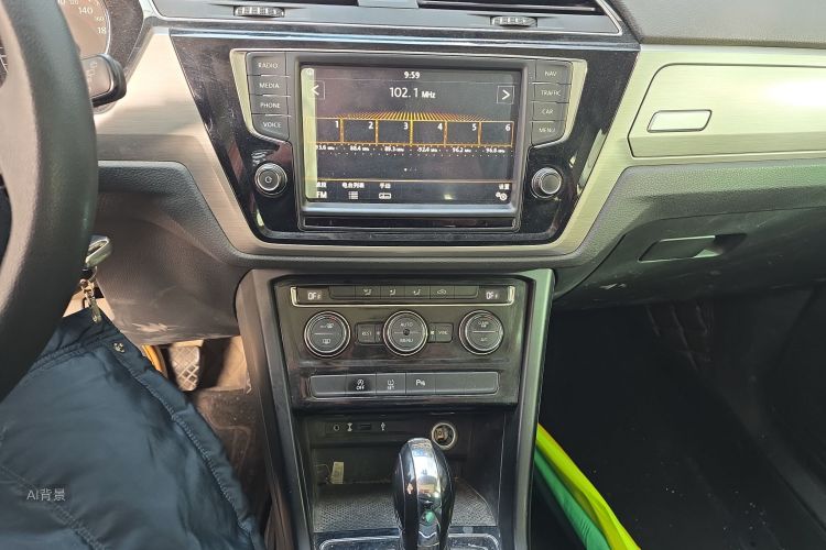 Volkswagen Touran 2018 immagine di auto #15