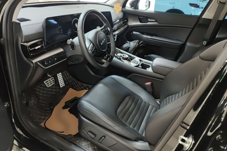 起亚 狮铂拓界 2025 汽车图片 #15