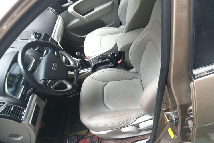 GEELY Emgrand 2015 car image #15