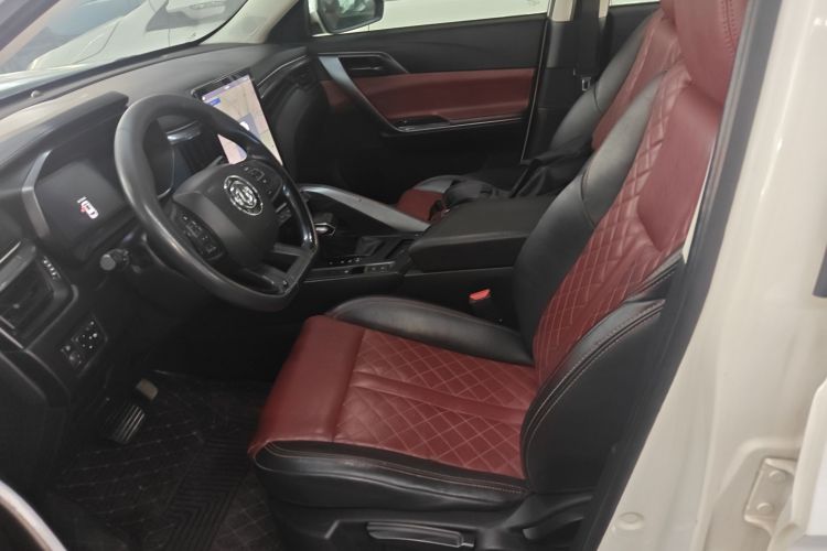 T5 2020 car image #15