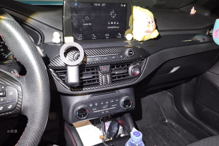 Ford Focus 2019 car image #15