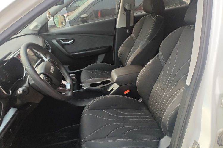 X70M 2020 car image #15