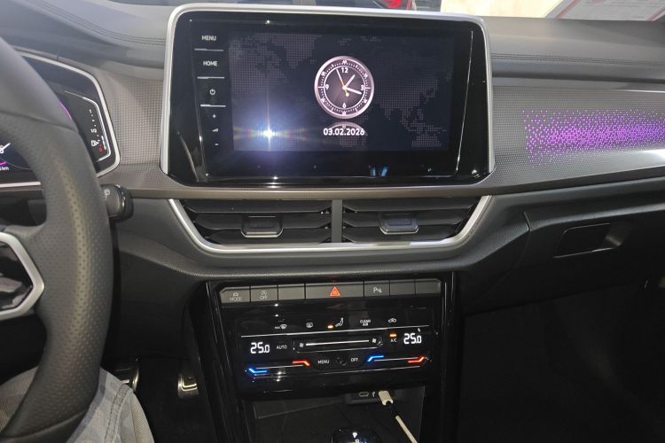 T-Roc 2025 car image #15