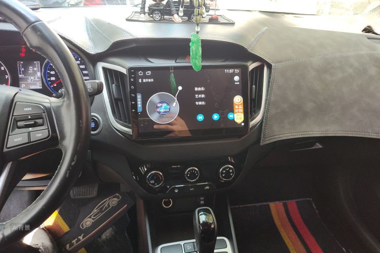 Hyundai ix25 2018 car image #15