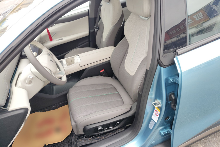 Deepal L07 2025 صورة سيارة #15