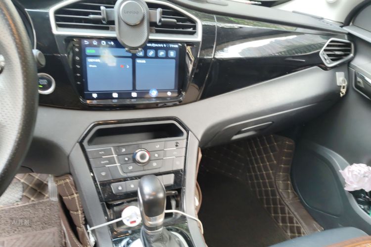 MG GS 2015 car image #15