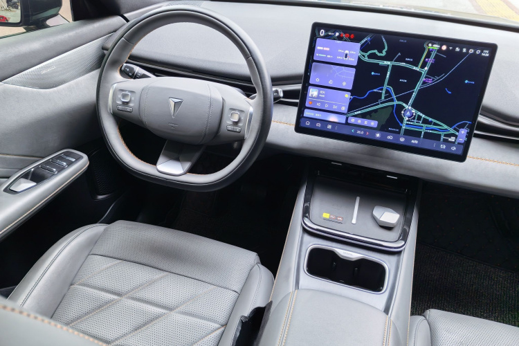 Deepal S05 2025 car image #15