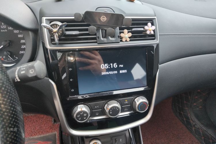 日产 骐达TIIDA 2018 汽车图片 #15