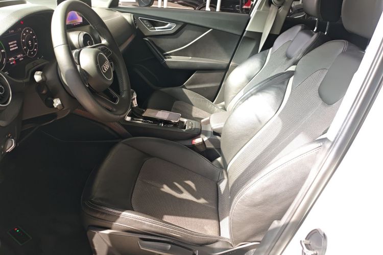 Audi Q2L e-tron 2020 car image #15