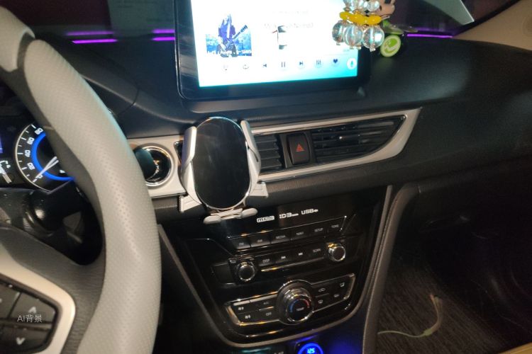 Changan Alsvin V7 2015 #15 Changan Alsvin V7 2015 car image #15