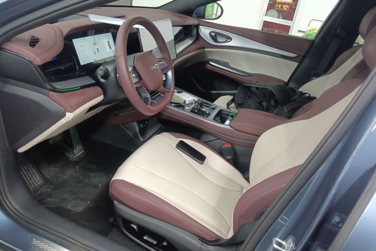 BYD Seal 07 DM-i 2025 car image #15