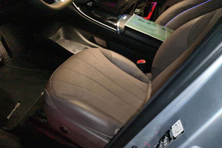 Mercedes-Benz EQE SUV 2023 #15 Mercedes-Benz EQE SUV 2023 car image #15