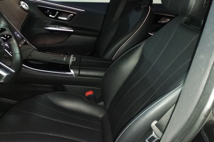 Mercedes-Benz EQE Class 2023 image de voiture #15