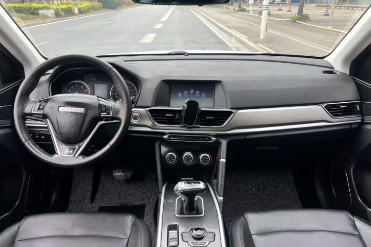Haval H6 2019 car image #15