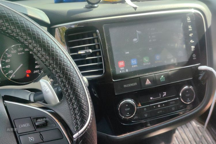 劳斯莱斯 欧蓝德 2018 汽车图片 #15