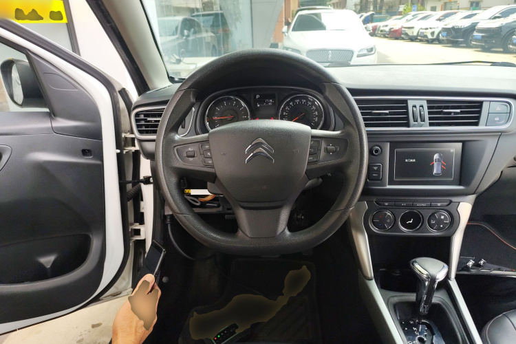 Citroen C3-XR 2018 #15 Citroen C3-XR 2018 car image #15