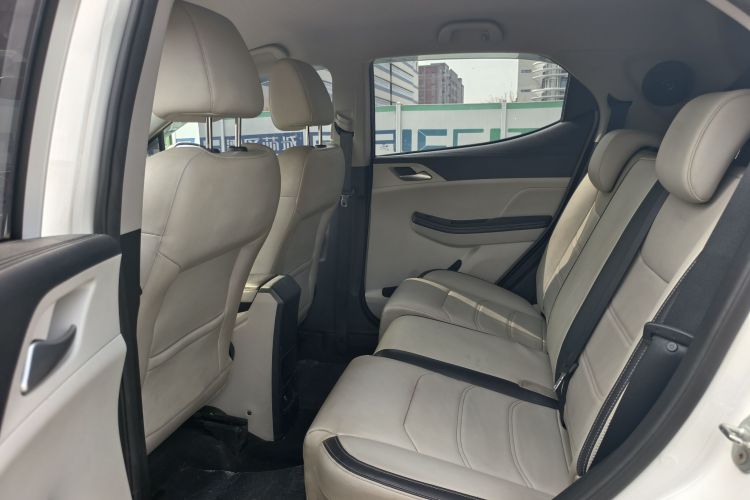 BYD Yuan Pro 2022 immagine di auto #15