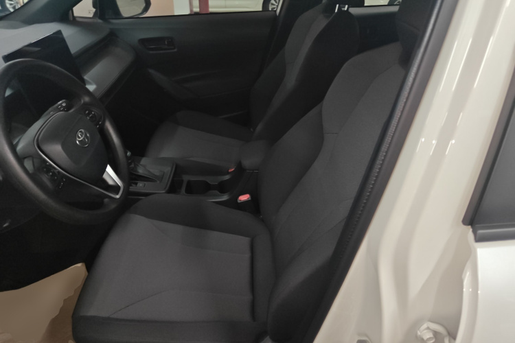 Toyota Frontlander 2025 #15 Toyota Frontlander 2025 immagine di auto #15