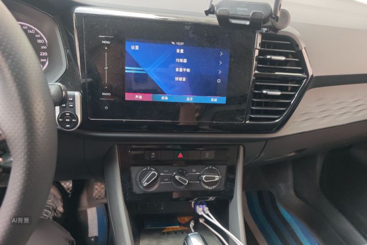 VS5 2020 car image #15