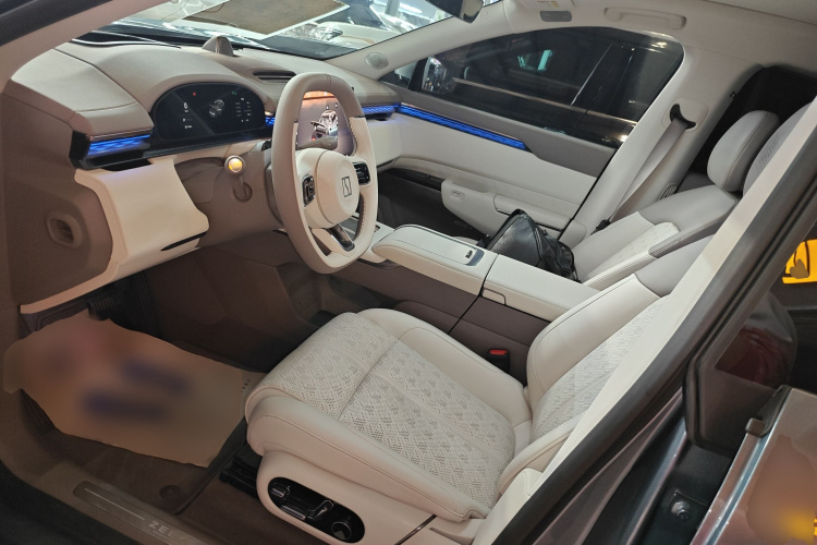 极氪 极氪7X 2025 汽车图片 #15