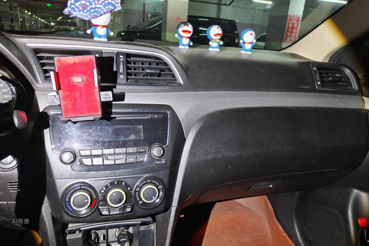 Suzuki Ciaz 2015 изображение автомобиля #15