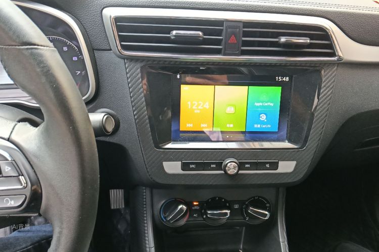 MG ZS 2019 car image #15