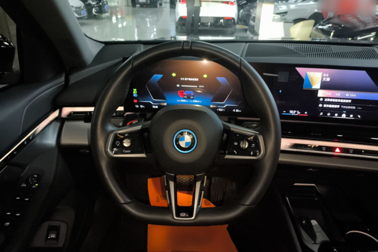 BMW i5 2024 immagine di auto #15