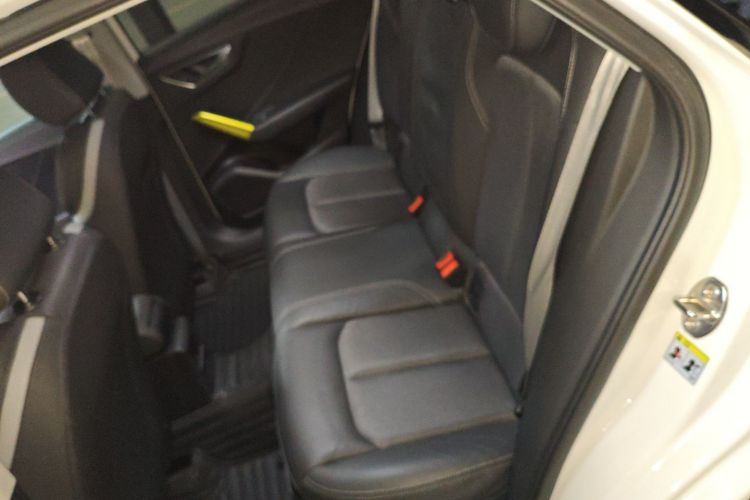 Q2L 2019 car image #15