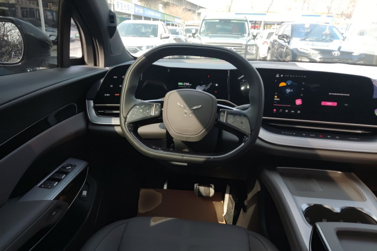 HongQi TianGong 08 2025 car image #15