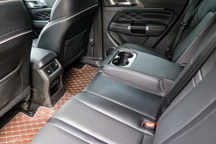 Tank 300 2023 immagine di auto #15