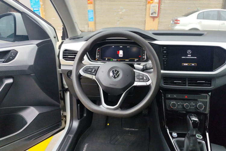 Tacqua 2023 car image #15