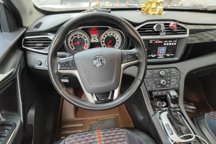 MG GS 2015 #15 MG GS 2015 car image #15