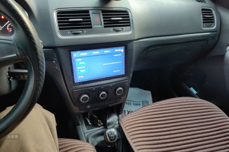 Skoda Yeti 2018 car image #15