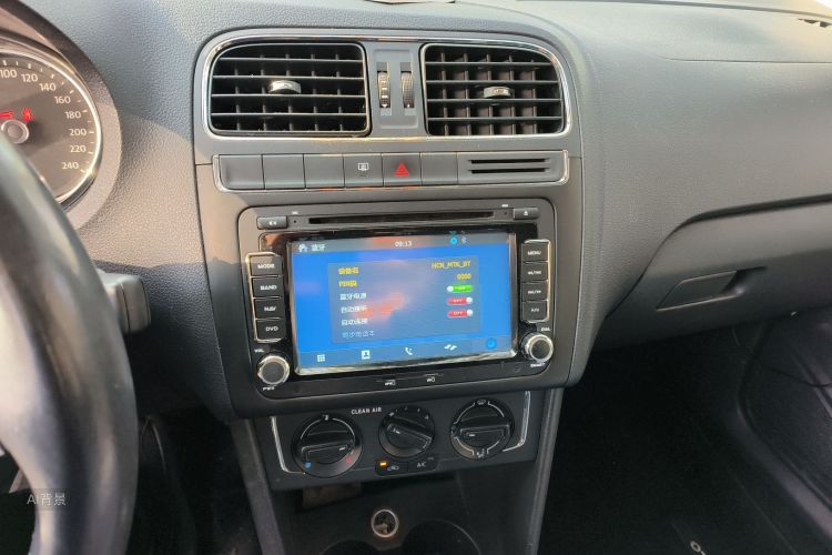 Polo 2016 #15 Polo 2016 car image #15
